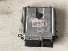 Блок управления двигателем Mercedes benz ML320