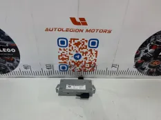 Блок управления магнитолой Land Rover Range Rover
