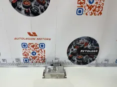 Блок управления раздаточной коробкой Land Rover Discovery