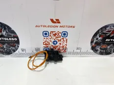 Блок клапанов пневмоподвески Land Rover Range Rover