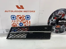 Решетка в бампер BMW 528 XI