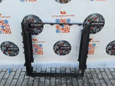 Кронштейн радиатора Land Rover Range Rover