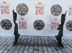 Кронштейн радиатора Audi Q5