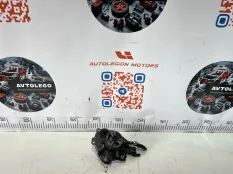 Помпа Jaguar XE