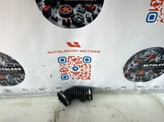Патрубок воздушный Opel Astra
