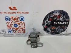 Петля двери VW Passat CC