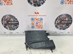 Корпус воздушного фильтра Mercedes benz ML320