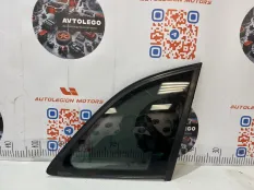 Форточка правая Audi Q5