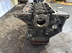 Блок цилиндров VW Passat CC