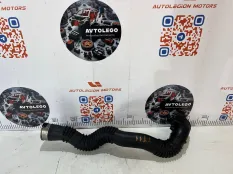 Патрубок интеркулера BMW 528 XI