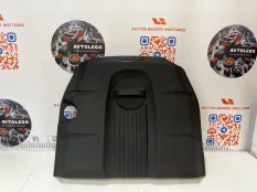 Декоративная крышка двигателя Jeep Grand Cherokee