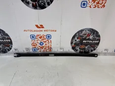 Распорка кузова BMW X1
