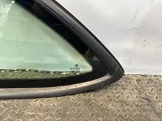 Форточка левая Skoda Superb