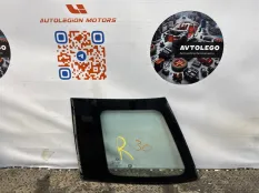 Форточка левая Mini Countryman