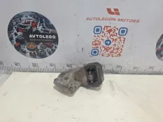 Опора двигателя (подушка) Jeep Grand Cherokee