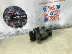 Компрессор кондиционера Nissan Juke