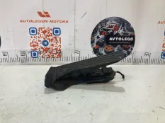 Педаль газа Skoda Superb