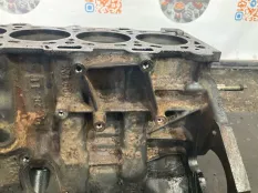 Блок цилиндров Nissan X-Trail