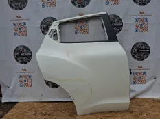 Дверь задняя правая Nissan Juke