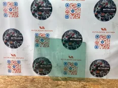 Стекло заднее правое Skoda Superb