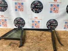 Форточка правая Skoda Superb