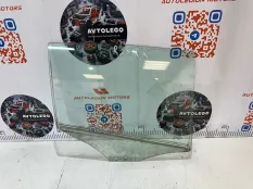 Стекло заднее правое BMW 116D