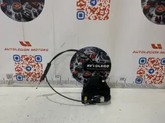 Замок двери передний правый Nissan Juke
