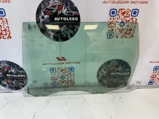 Стекло заднее правое Volvo V70