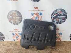 Декоративная крышка двигателя Skoda Superb