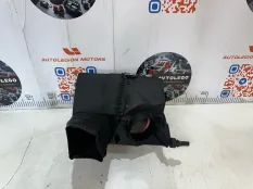 Корпус воздушного фильтра Audi A6