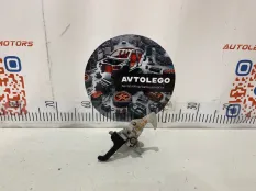 Крючок капота BMW X1