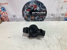 Корпус термостата BMW X1