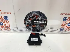 Блок управления стояночным тормозом Land Rover Freelander