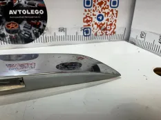 Накладка крышки багажника Ford Escape