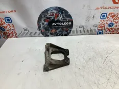 Кронштейн промежуточного вала Land Rover Freelander