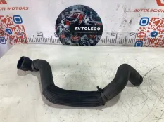Патрубок охлаждения Ford Escape
