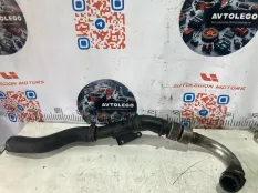 Патрубок охлаждения Ford Escape
