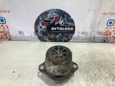Подушка двигателя VW Touareg