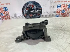 Опора двигателя (подушка) Ford Escape