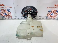 Бачок стеклоомывателя Ford Escape