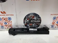 Кронштейн радиатора BMW X3