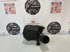 Корпус воздушного фильтра Ford Escape