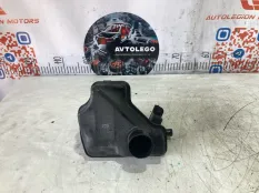 Резонатор воздушного фильтра Infiniti QX56