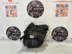 Корпус воздушного фильтра Land Rover Freelander