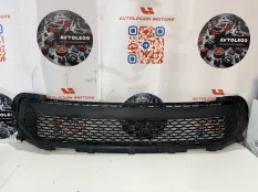 Решетка радиатора Land Rover Freelander
