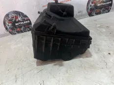 Корпус воздушного фильтра Volvo S60