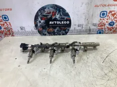 Топливная рампа Infiniti Q50