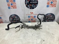 Патрубок охлаждения Nissan Pathfinder