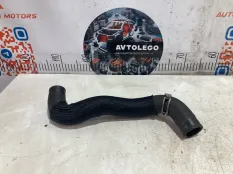Патрубок охлаждения Nissan Pathfinder