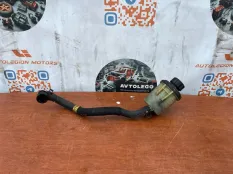 Бачок ГУР Volvo XC70